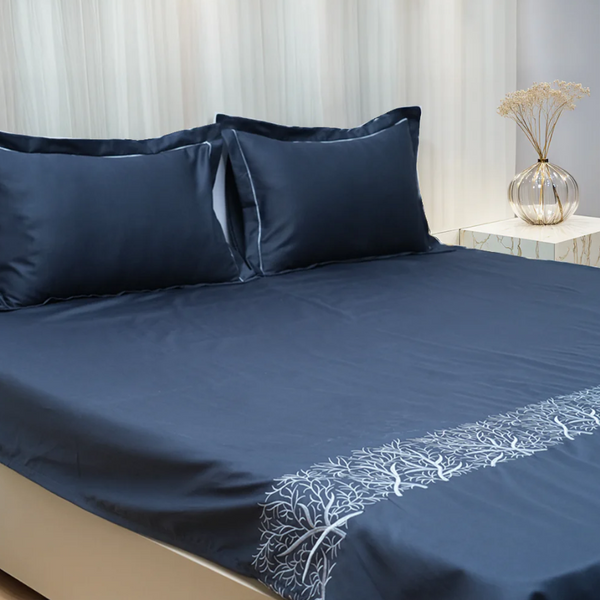 Art Noir Botanica (400 TC) - 100% Cotton King-Size Bedsheet + 2 Pillow Covers