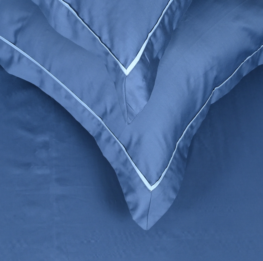 BOMOND Elegant Piping Bedsheet (300TC) - 100% Cotton King-Size Bedsheet + 2 Pillow Covers