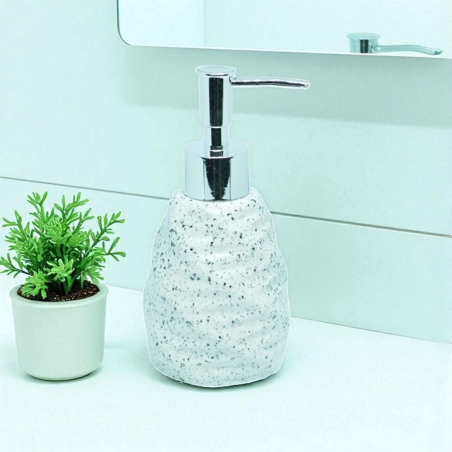 Modern Minimalist Tapered Ceramic Soap Dispenser (W)