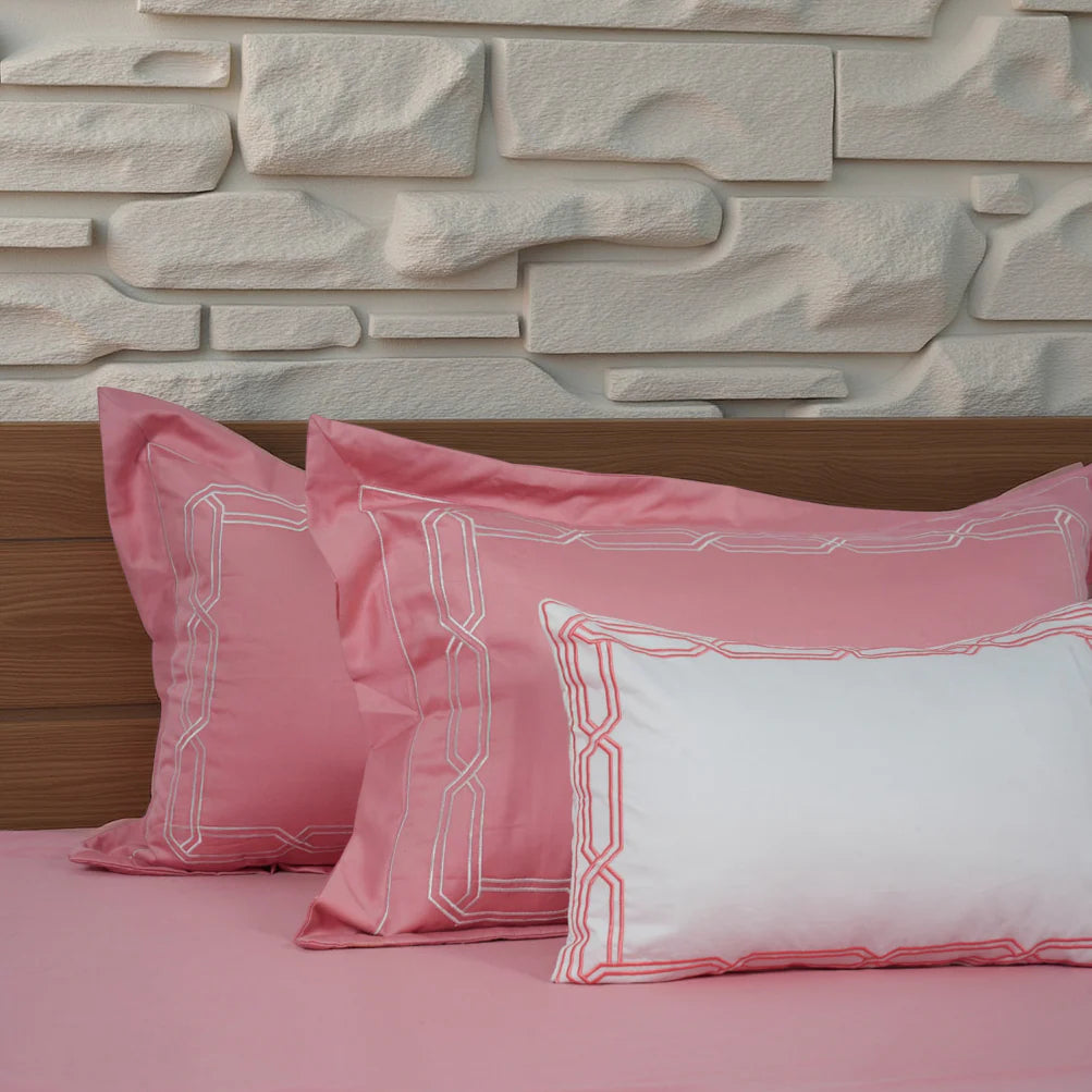 Junoon Bubble Pink (400 TC) - 100% Cotton King-Size Bedsheet + 4 Pillow Covers