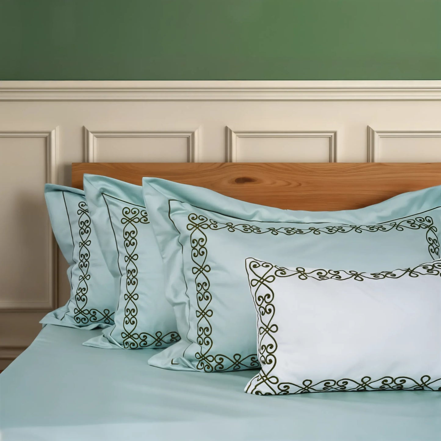 Junoon John Snow (400 TC) - 100% Cotton King-Size Bedsheet + 4 Pillow Covers