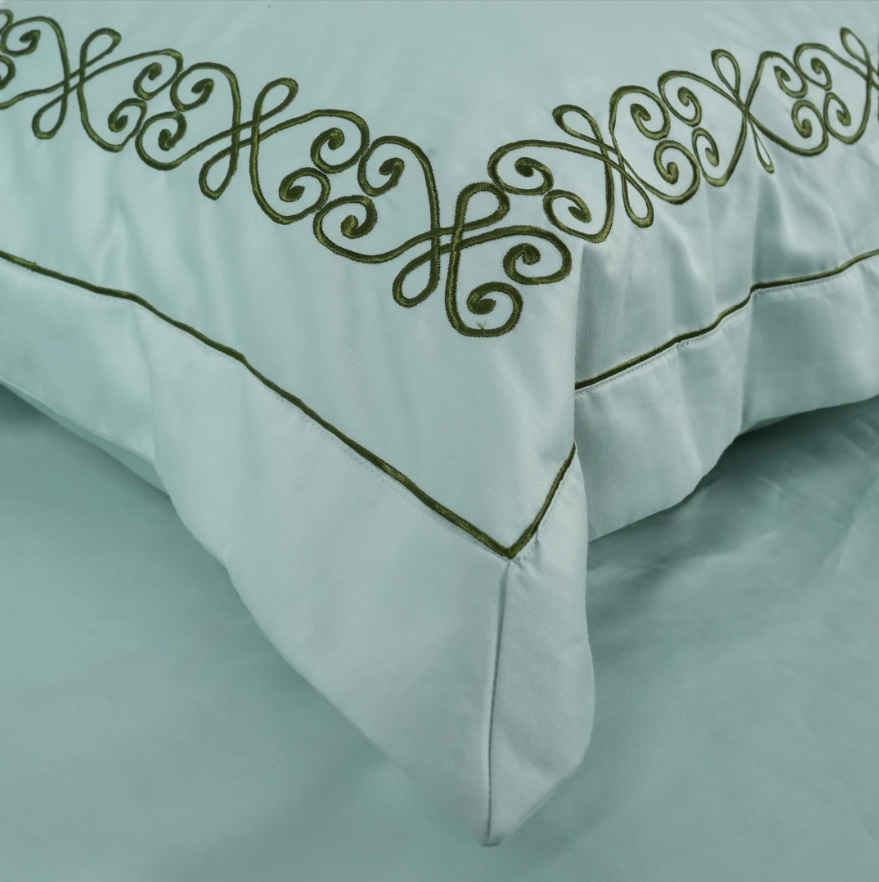 Junoon John Snow (400 TC) - 100% Cotton King-Size Bedsheet + 4 Pillow Covers