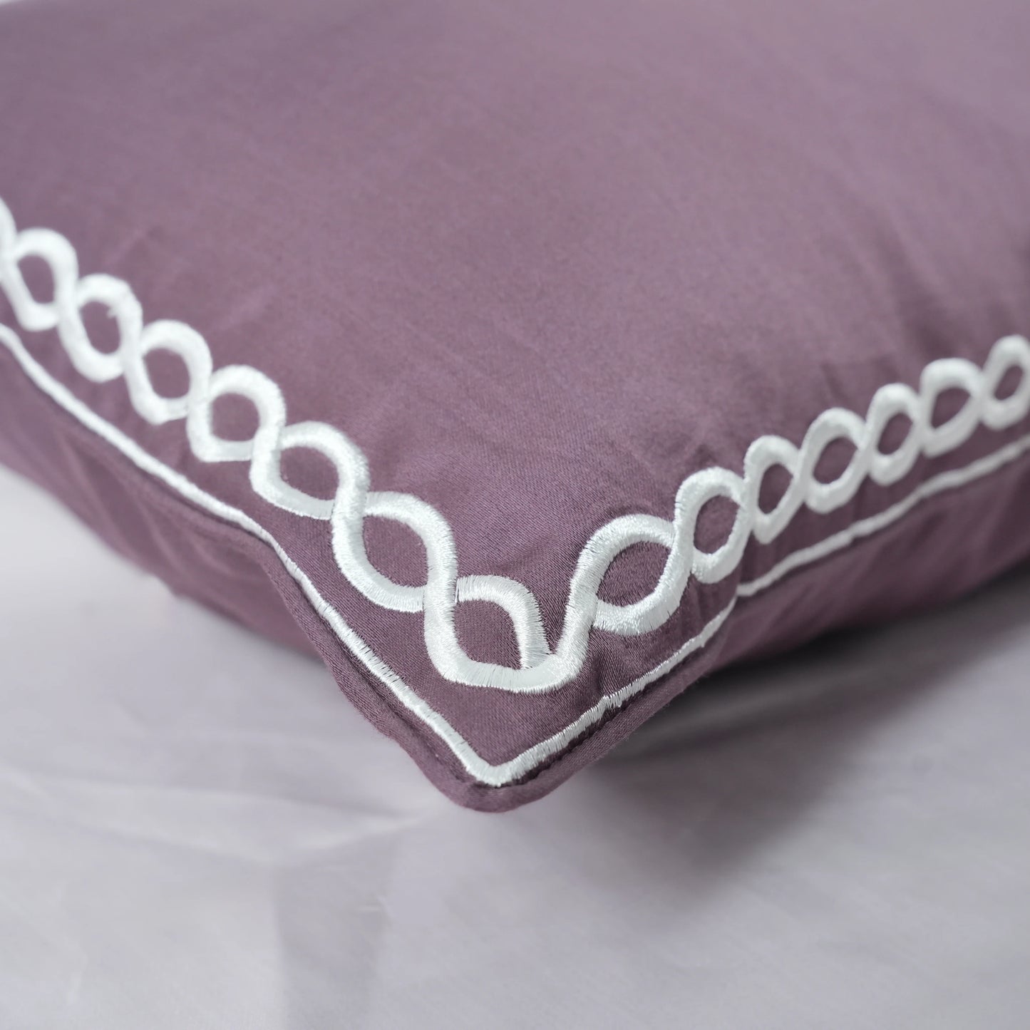 Junoon Light Pink (400 TC) - 100% Cotton King-Size Bedsheet + 4 Pillow Covers