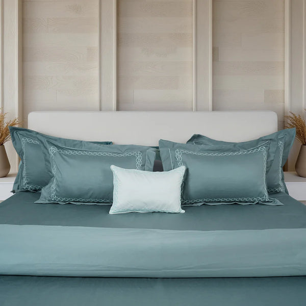 Junoon Noir Matt (400 TC) - 100% Cotton King-Size Bedsheet + 4 Pillow Covers