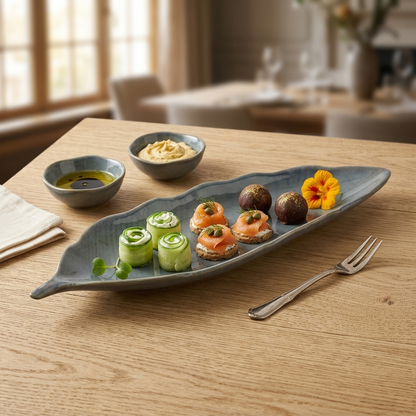 Premium Blue Stoneware Ceramic Leaf-Shaped Serving Platter | 31 × 11.5 × 2.5 cm (DZ)