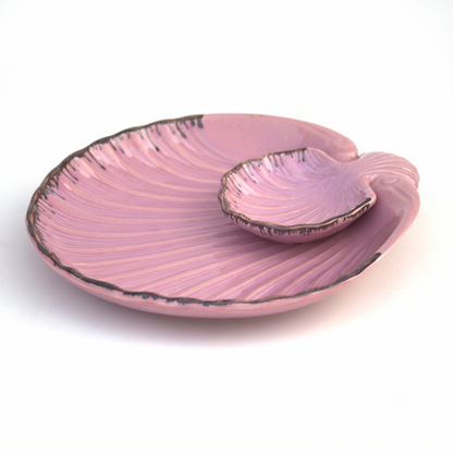 Premium Ceramic Seashell Chip & Dip Serving Platter – Glossy Shell Design | 27 × 25.5 × 4 cm (DZ)