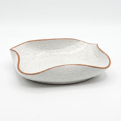 Premium White Stoneware Ceramic Serving Platter with Wavy Edges | 25 × 25 × 6 cm (DZ)