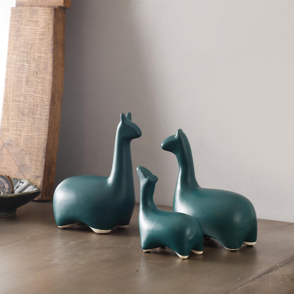 Dino Family Showpiece Set - (MVS)