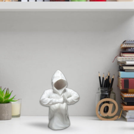 Hooded Warrior Showpiece - (MVS)