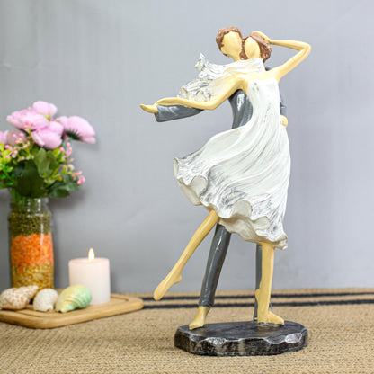 Dancing Couple Showpiece - (MVS)