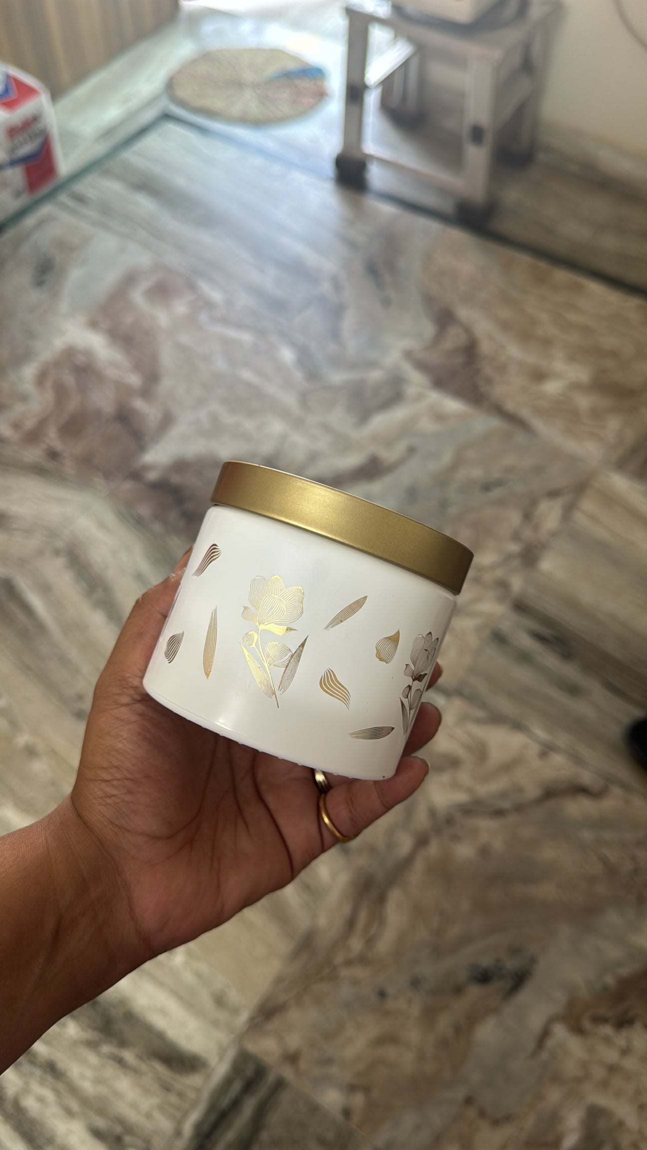 White Horse Luxury Scented Candle (TCA)