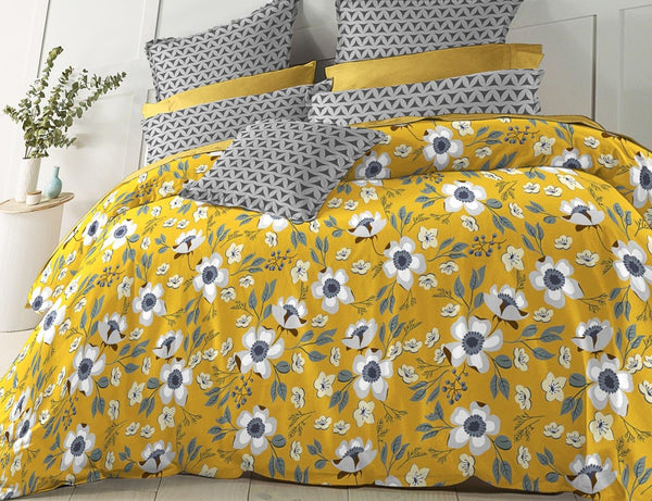 Dreamline Sunlit Meadow Queen Size Comforter Set - 1 Bedsheet + 2 Pillow Covers + 1 Comforter (BC)
